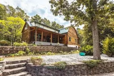 Aamiaismajoitus (B&B) Dragonfly Meadows Guesthouse