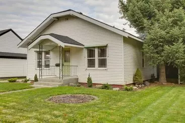 Mökkimajoitus Downtown Coeur Dalene Retreat Near Lake & Parks!