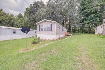 Landhus Creekfront Max Meadows Mobile Home With Deck!