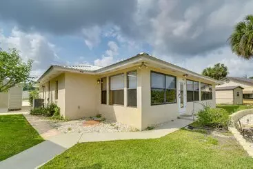 Mökkimajoitus East Palatka Vacation Rental, Angler S Paradise