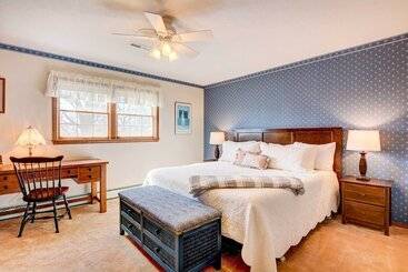 Landhus Spacious Retreat W/ Stunning Norfork Lake Views!