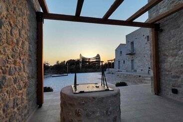 Lägenhetshotell Terra Di Pietra