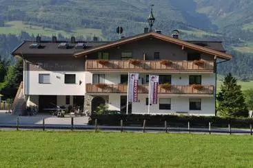 ホテル Haus Piesendorf