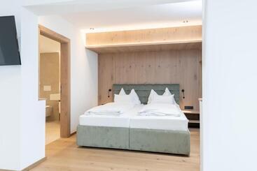 فندق Stadler Am Attersee