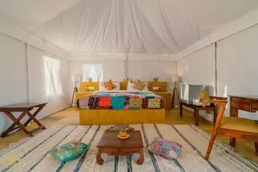 Hotel Beyond Stay Jadam Resort Jaisalmer