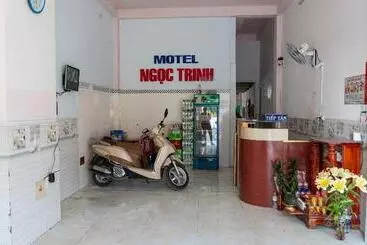 Ngoc Trinh Hotel Binh Tan