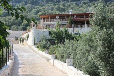 Hotel Istlada Tas Ev Apart