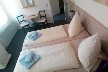 ホテル Pension Gasthaus Zur Forelle