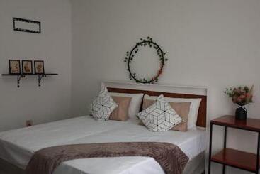 Bed & Breakfast The Garden House