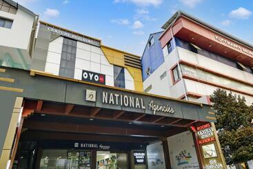 هتل Century Regency