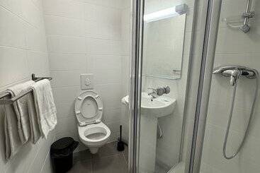 هتل Hôtel Royal Montreuil