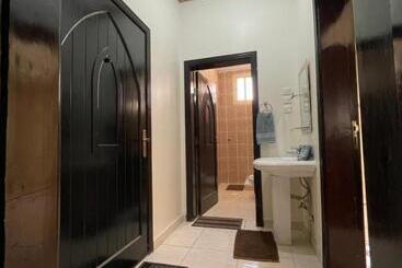 پانسیون ستوديو كبير غرفة و حمام بمكيف غسالة تلفاز واي فاي