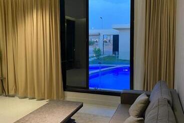 شقة بداخل منتجع