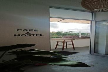 فندق صغير Yasis Surf Lodge