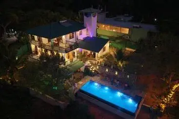 Lägenhetshotell Monkey Island