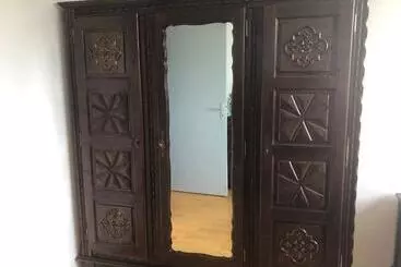پانسیون Room In Apartment   Private Room In Beavais