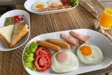 Bed and Breakfast บ้านฟ้าใส รีสอร์ท เกาะล้าน