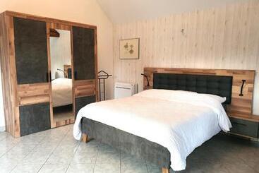 민박 La Chambre Des Châteaux