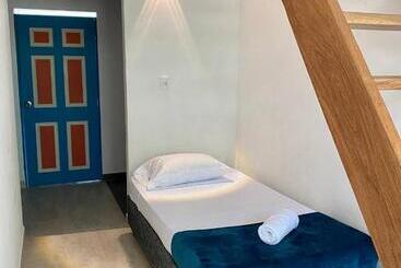 هتل Cabaña Familiar En Afra Reserva Natural