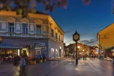 هتل Rooms Service Pasage Tuzla