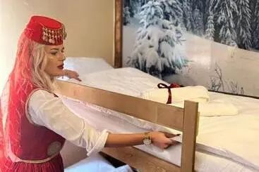 هاستل Sarajevski Begluk