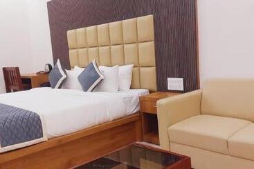 فندق Travelmore Rc Comforts