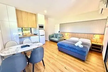 ペンション Apollo Dream Suites