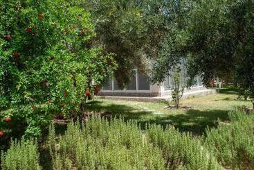 Pensione Bungalows Kousmat 2