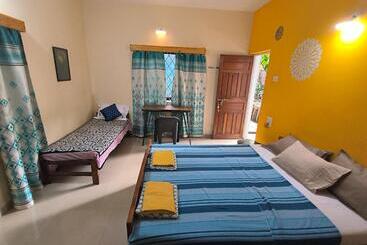 Pensão Freeflow, Beach Property For Spritual People, 2 Min From Food Planet