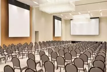 Radisson Hotel & Residence Riyadh Olaya