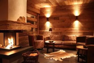 هتل Chalet Tannenhof