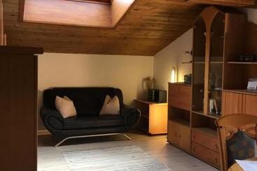 ホテル Das Panoramablick