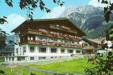 ホテル Landhaus Perktold