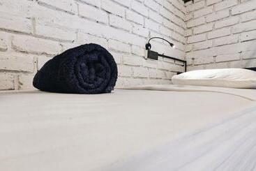 هاستل Plan B Coliving & Coworking