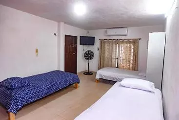 Pension Hostal Casa Cucu   Wifi, Hot Water, Ac, Free Water Refill   Stay 3 Nights Or More And Get 1 Day Free