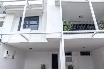 هتل آپارتمان Eshel Suites Panama