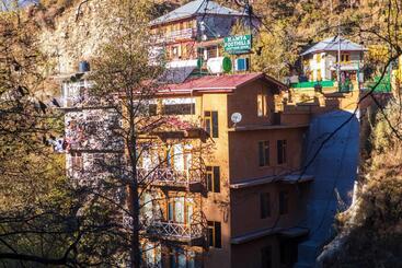 酒店 Hamta Foothills Cottage