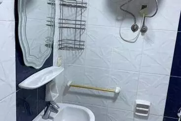 هتل Hi Alex Apartments