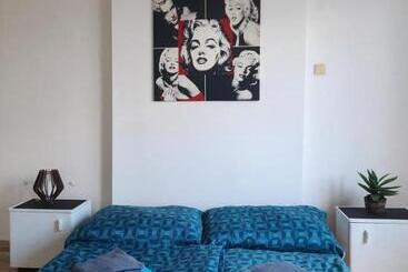 Pensão Chill & Share Inn