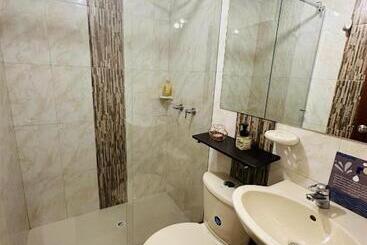 Bed and Breakfast Habitación Doble Para 4 Personas Cerca Del Aropuerto