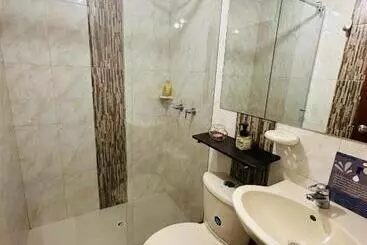 تختخواب و صبحانه Habitación Doble Para 4 Personas Cerca Del Aropuerto