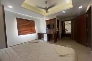 Hotel Royal Mansion