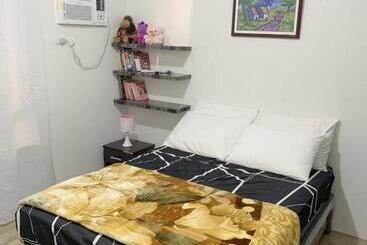 בית מלון כפרי Cozy Loft At Mesavirre Garden Residences