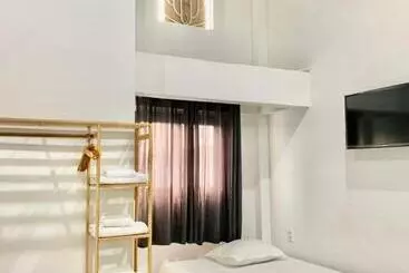 هتل Nhà Nghĩ Homestay Kv