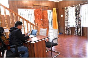 Pension White House Cottage