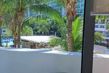 Aparthotel Santorini 310