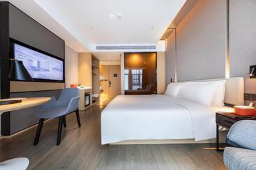 Atour Hotel Zhuhai Tangjiawan University Jinding Plaza