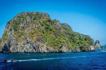 Ko Lanta Amantra Lake View Resort