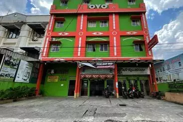 Capital O 93285 Residence Hotel Syariah