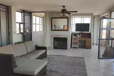 アパートホテル La Casona Penthouse Mansión